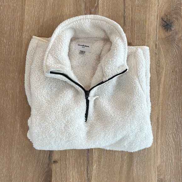 Goodfellow & Co Tops - Goodfellow Sherpa